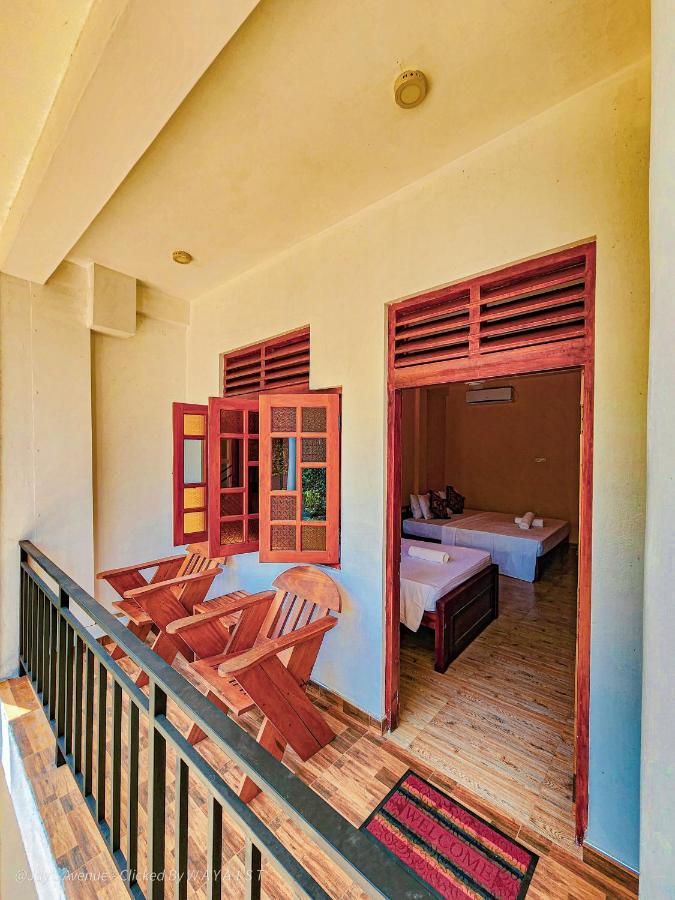 Jay'S Avenue Hotel Udawalawe Exterior photo
